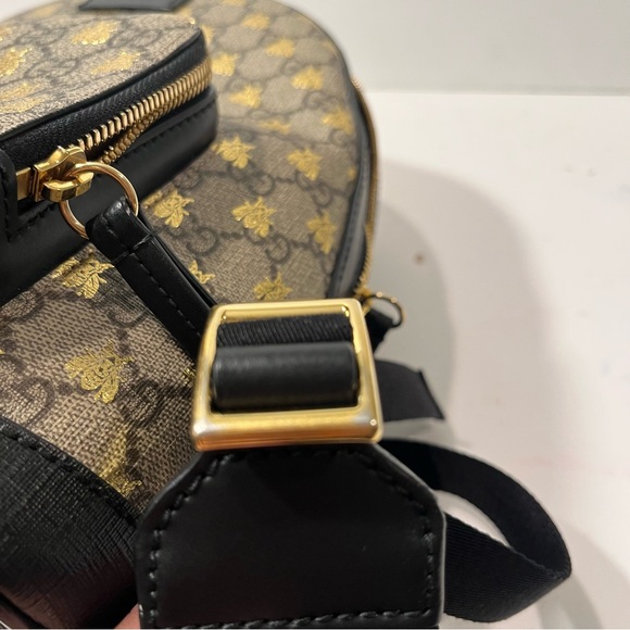 Gucci Bee Small Backpack - Picture 9 of 12